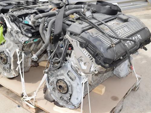 Used Engine Engine BMW 5 (E39) 520 i (150 hp) 34077481 34077481
