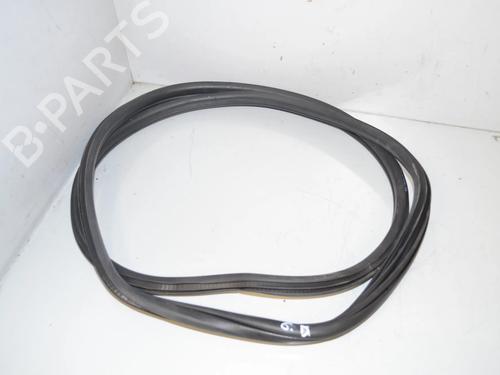 Used Rubber door seal Rubber door seal BMW X1 (F48) xDrive 18 d (150 hp) 34072674 34072674