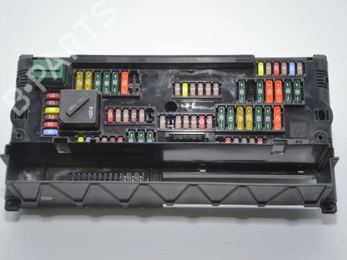 fuse-box-bmw-5-touring-f11-2009-2010-2011-2012-2013-2014-2015-2016-2017-34093867 main image