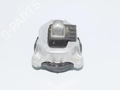 Used Engine mount Engine mount BMW 7 (G11, G12) M 760 i, Li xDrive (610 hp) 34069644 34069644