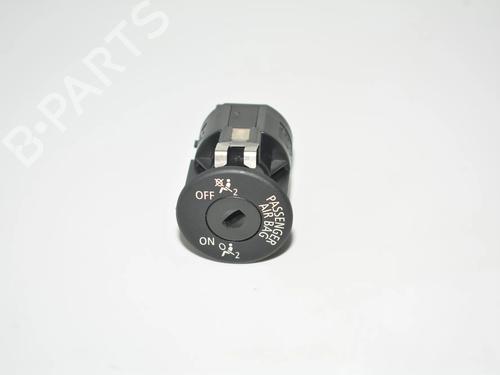 switch-bmw-1-e81-2006-2007-2008-2009-2010-2011-2012-34088297 main image