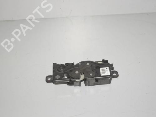 tailgate-lock-bmw-1-f40-2019-34076430 main image