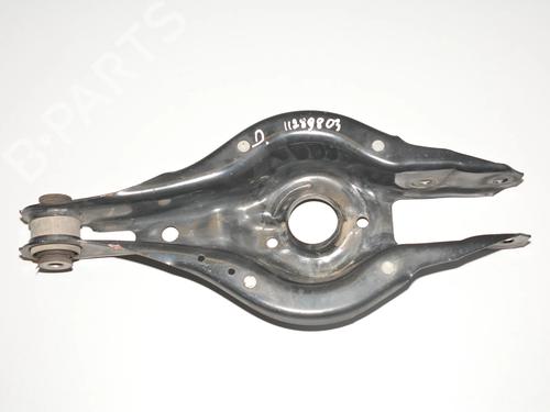 Used Right rear suspension arm Right rear suspension arm 34071012 34071012