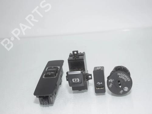Switch BMW i3 (I01) Electric | BP40194587I30 - Image 3