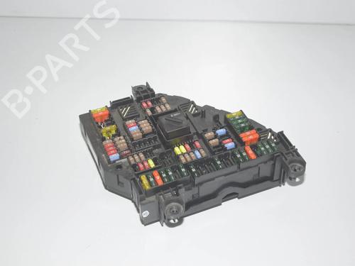 fuse-box-bmw-6-gran-coupe-f06-2012-2013-2014-2015-2016-2017-2018-34089378 main image