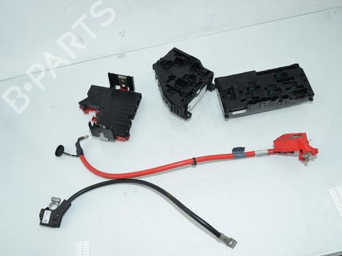 Fuse box BMW X3 (F25) xDrive 20 d | BP38252427E1 - Image 4