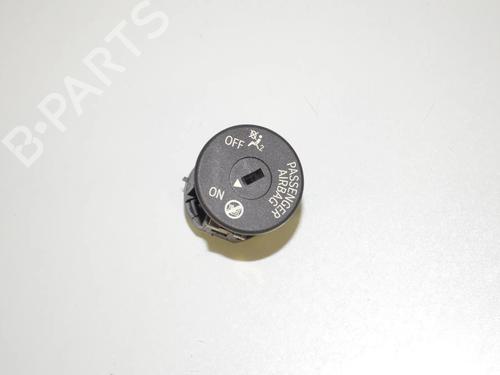 Used Switch Switch BMW 2 Convertible (F23) 220 i (184 hp) 34085566 34085566