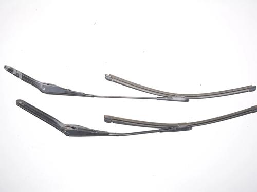 front-windshield-wiper-arm-bmw-1-e87-2003-2004-2005-2006-2007-2008-2009-2010-2011-2012-2013-34061630 main image