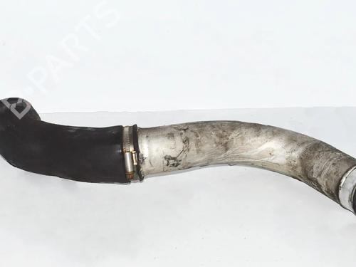 intercooler-pipe-bmw-5-touring-e39-1996-1997-1998-1999-2000-2001-2002-2003-2004-34073574 main image