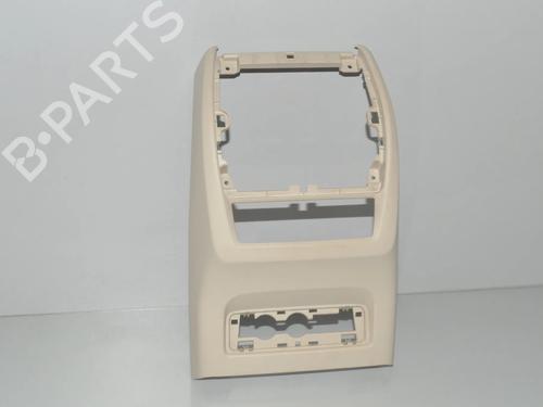 Midtkonsoll Midtkonsoll BMW X7 (G07) xDrive 30 d (265 hp) 34091038 34091038