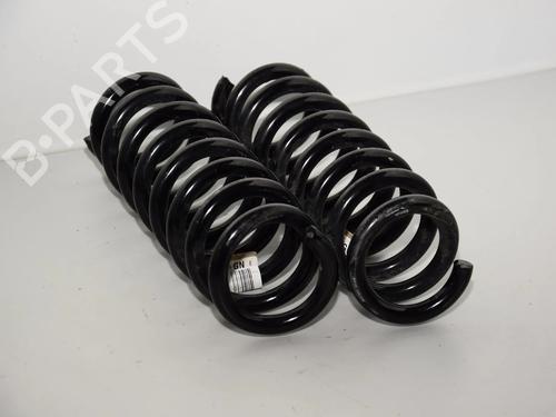 Used Shock absorber spring Shock absorber spring BMW 3 (F30, F80) 320 i (184 hp) 34073792 34073792