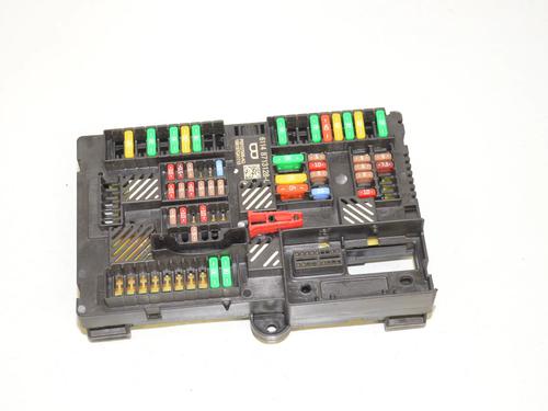 Used Fuse box Fuse box BMW 5 Touring (G31) 520 d (190 hp) 34074014 34074014