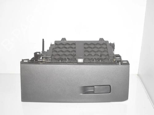Used Glove box Glove box BMW X1 (F48) xDrive 18 d (150 hp) 34091208 34091208