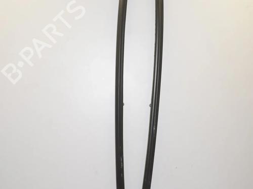 Used Roof bar Roof bar BMW 5 Touring (G31) 520 d (190 hp) 36645805 36645805