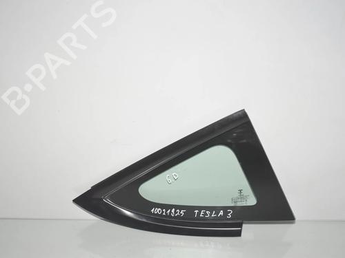 Panel rude bagtil højre Panel rude bagtil højre TESLA MODEL 3 (5YJ3) EV (283 hp) 34076263 34076263