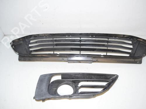 Used Grille Grille BMW 2 Active Tourer (F45) 218 i (136 hp) 34062086 34062086