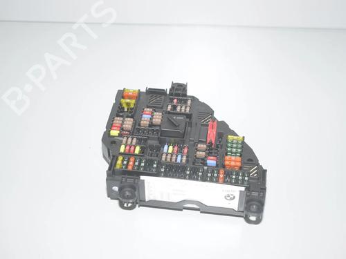 fuse-box-bmw-5-touring-f11-2009-2010-2011-2012-2013-2014-2015-2016-2017-34081920 main image
