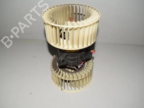 Used Heater blower motor Heater blower motor LAND ROVER RANGE ROVER III (L322) 4.4 4x4 (286 hp) 34077621 34077621