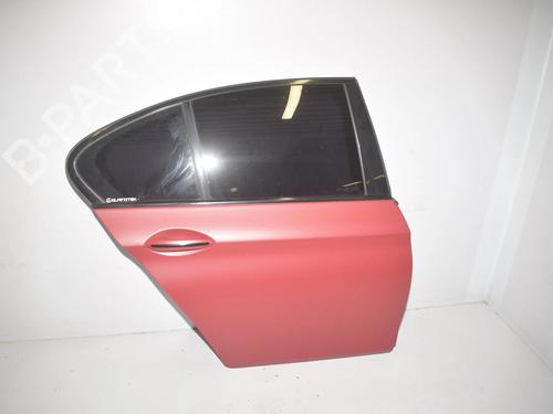 Dør højre bagtil Dør højre bagtil BMW 5 (F10) 530 d (258 hp) 34097168 34097168