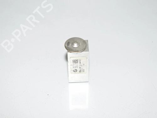 electronic-sensor-bmw-1-f40-2019-34083995 main image
