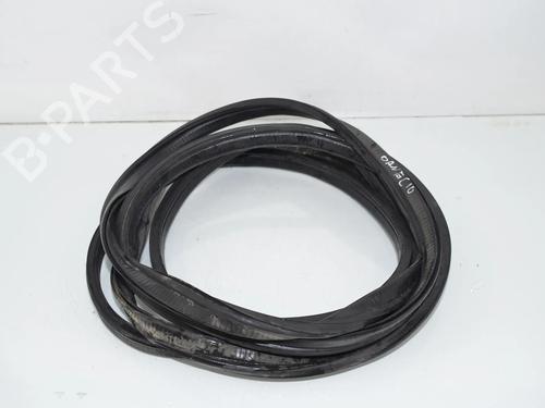 Used Rubber door seal Rubber door seal VW CRAFTER Van (SY_, SX_) 2.0 TDI FWD (SYB, SYC, SYD) (177 hp) 35959458 35959458