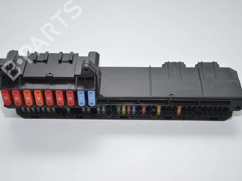 fuse-box-bmw-5-touring-e61-2004-2005-2006-2007-2008-2009-2010-34067283 main image