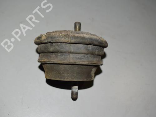 Used Engine mount Engine mount BMW 5 (E39) 520 i (170 hp) 34076795 34076795