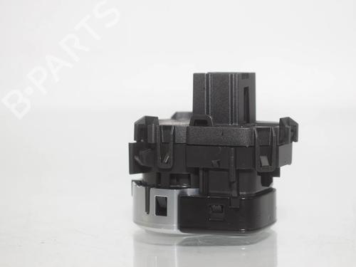 Switch BMW 5 (G30, F90) 540 i | BP38050827I30 - Image 4