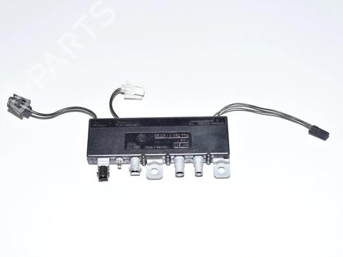 Antenne/Base Antenne/Base BMW 7 (E38) 730 d (184 hp) 34096785 34096785