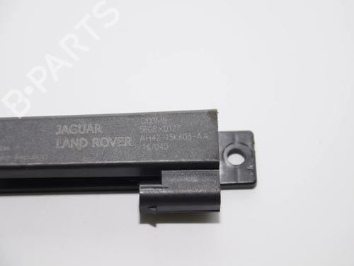 Antenne/Base Antenne/Base LAND ROVER DISCOVERY IV (L319) 3.0 TD 4x4 (272 hp) 34078604 34078604