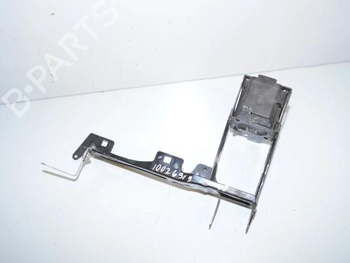 Højre forlygtestøtte) Højre forlygtestøtte) BMW 3 Touring (F31) 330 d (258 hp) 34084439 34084439