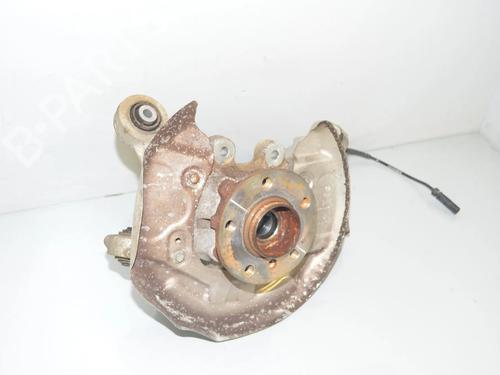 Used Left rear steering knuckle Left rear steering knuckle BMW i3 (I01) Electric (170 hp) 34097052 34097052