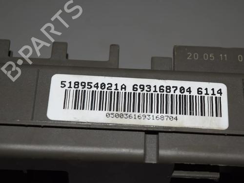 Used Fuse box Fuse box BMW X5 (E70) xDrive 40 d (306 hp) 34087496 34087496