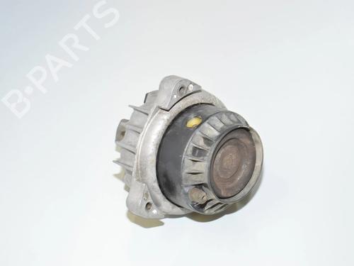 Used Engine mount Engine mount BMW 5 (F10) M5 (560 hp) 34087025 34087025