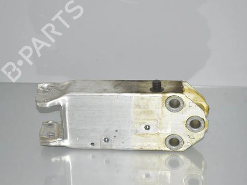 Støtfangerbærejern Støtfangerbærejern BMW 5 (F10) 530 d (258 hp) 34087151 34087151