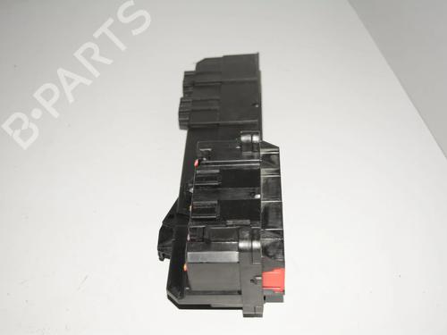 Fuse box BMW 5 Touring (E61) 530 d | BP34063143E1  - Image 6