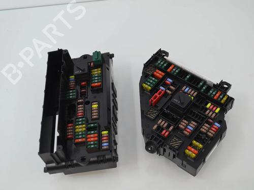 Used Fuse box Fuse box BMW 5 Touring (F11) 530 d xDrive (258 hp) 34063634 34063634
