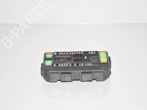 fuse-box-bmw-3-f30-f80-2011-2012-2013-2014-2015-2016-2017-2018-34083113 main image