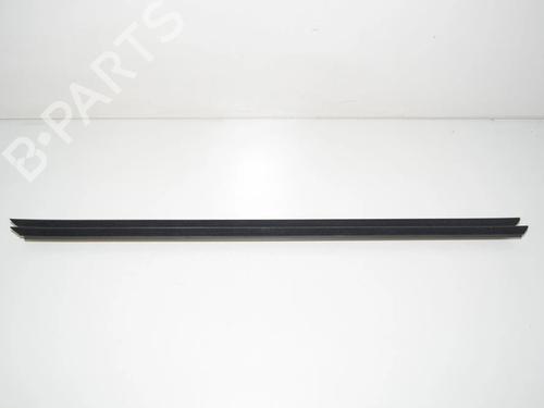 Dørliste Dørliste 34079984 34079984