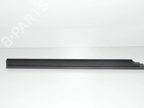 Used Door moulding trim Door moulding trim BMW X7 (G07) xDrive 30 d (265 hp) 34072439 34072439