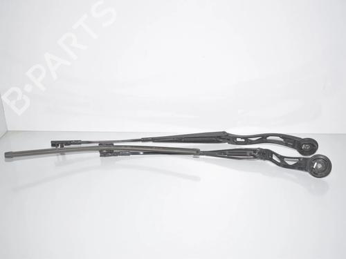 front-windshield-wiper-arm-bmw-i3-i01-2013-34064596 main image