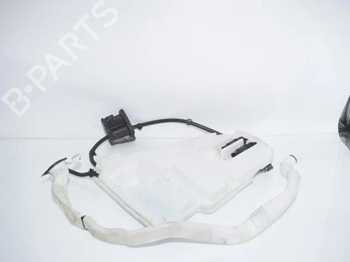 windscreen-washer-tank-bmw-5-touring-f11-2009-2010-2011-2012-2013-2014-2015-2016-2017-34111492 main image