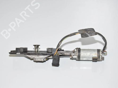 Used Tailgate lock Tailgate lock BMW 7 (E38) 725 tds (143 hp) 34064488 34064488