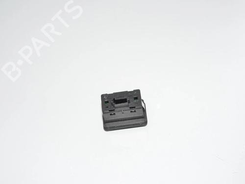 Right rear window switch BMW 5 Touring (E39) 530 d | BP34064688I28 - Image 3