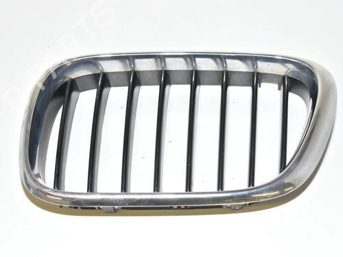 Grill Grill BMW X1 (E84) sDrive 20 d (177 hp) 34081321 34081321