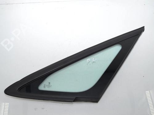 front-left-quarter-glass-bmw-2-gran-tourer-f46-2014-38071899 main image