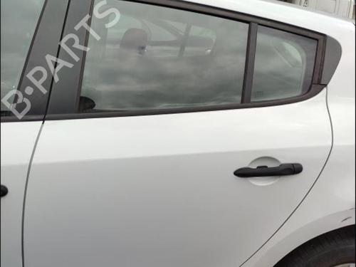 left-rear-door-renault-megane-iii-hatchback-bz01_-b3_-2008-33590332 main image