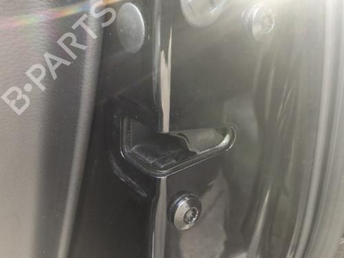 Høyre bak lås Høyre bak lås AUDI Q7 (4LB) 3.0 TDI quattro (240 hp) 35915070 35915070