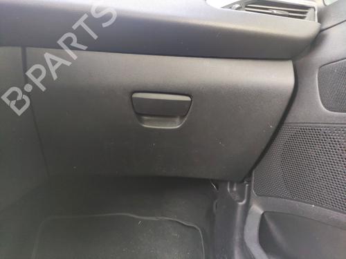 Porta-luvas Porta-luvas PEUGEOT 208 I (CA_, CC_) 1.2 VTI 82 (82 hp) 33594974 33594974