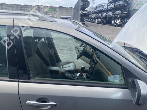Used Front right door window Front right door window 38941645 38941645